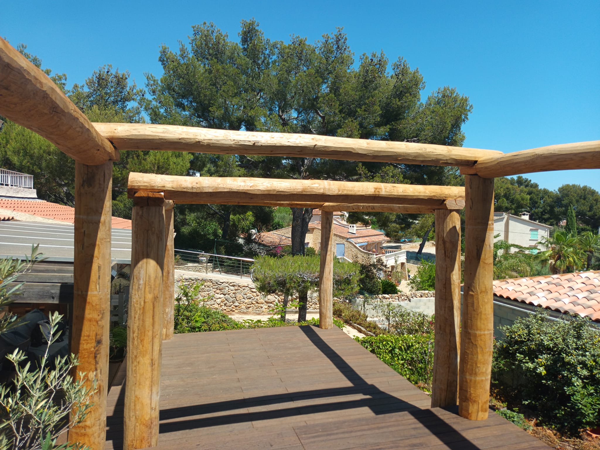 poseur terrasse bois bandol pergola bois bandol ms construction bois renovation villa