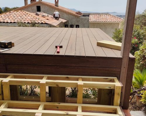 pose terrasse bois bandol sur pilotis ms construction bois renovation villa